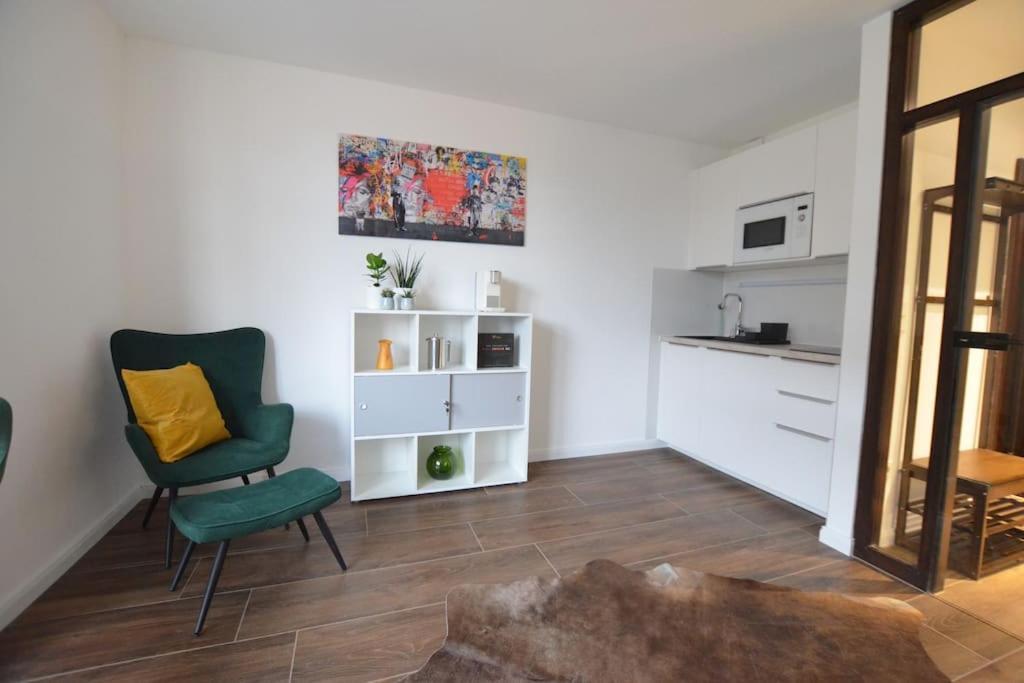 Studio 7 City Lage Mit Garage Naehe Koeln Bonn Siegburg Dış mekan fotoğraf